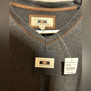 Men’s 2XLT Joseph Abboud Lightweight Charcoal w/ Brown Neckline Crewneck Sweater